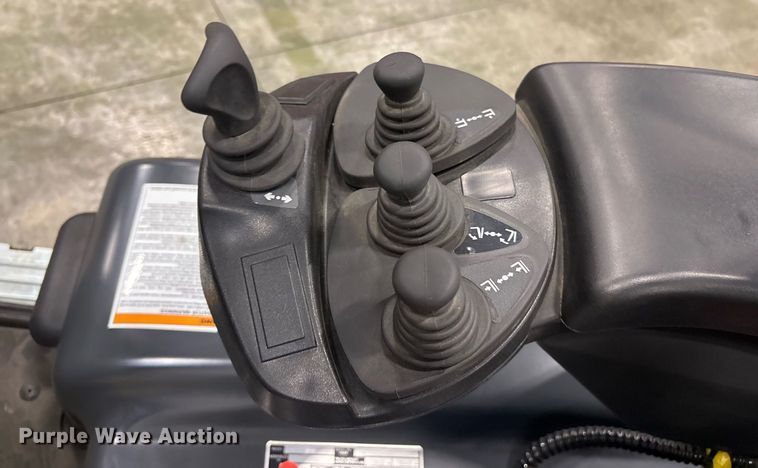 image for item ND9967 2023 Linde E18 forklift