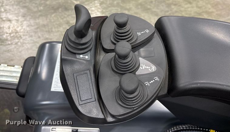 image for item ND9968 2023 Linde E18 forklift