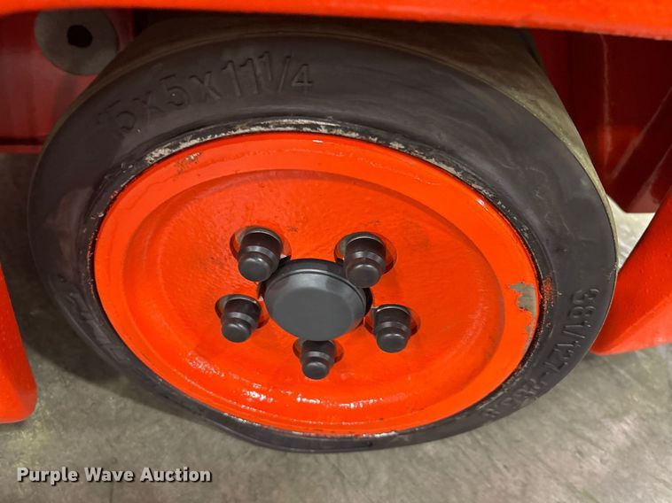 image for item ND9968 2023 Linde E18 forklift