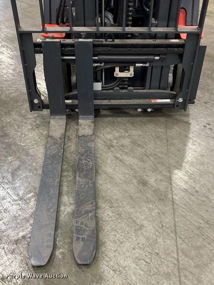 image for item ND9969 2023 Linde E18 forklift