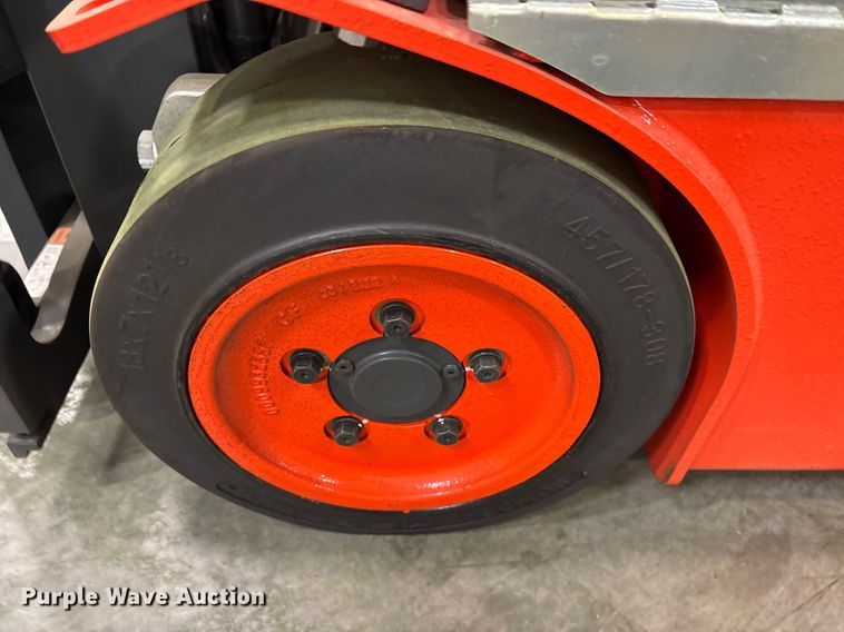 image for item ND9971 2023 Linde E18 forklift