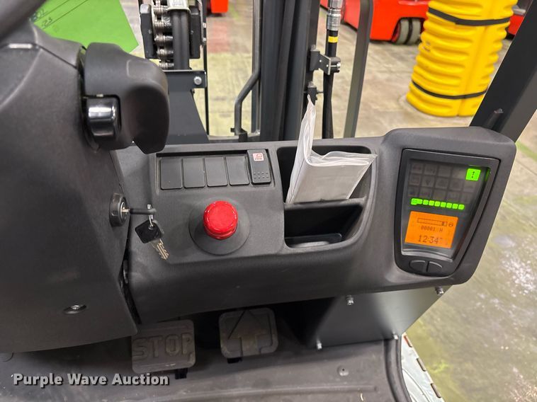 image for item ND9972 2023 Linde E18 forklift