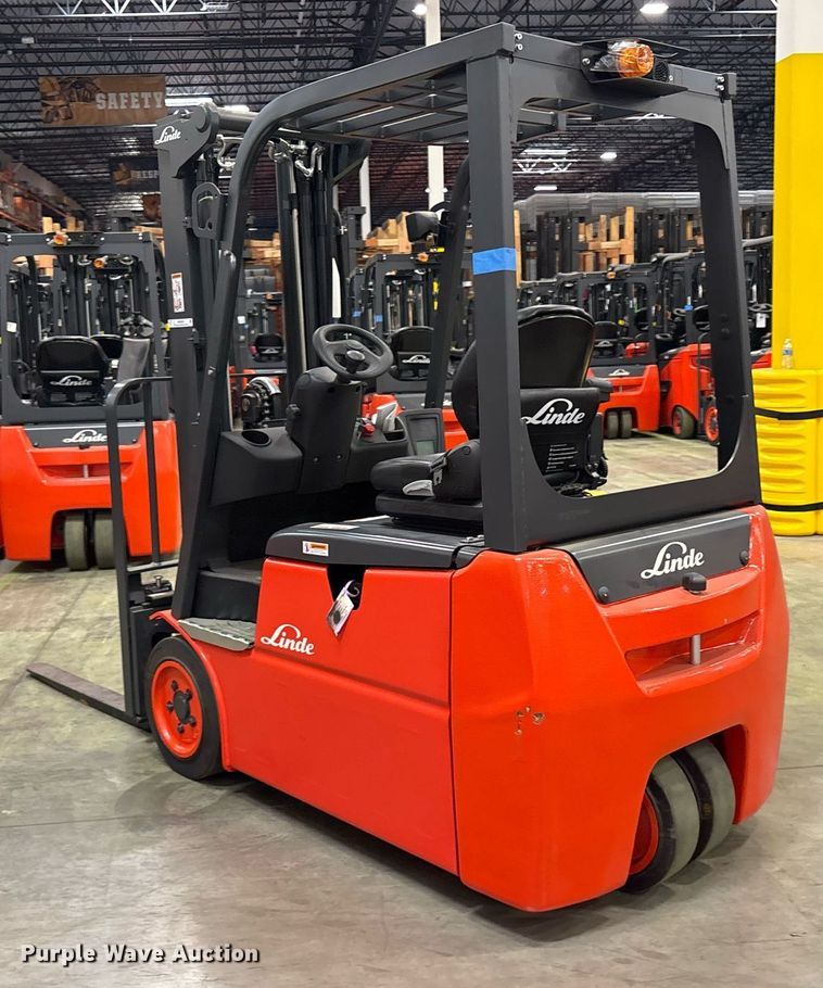 image for item ND9974 2023 Linde E18 forklift