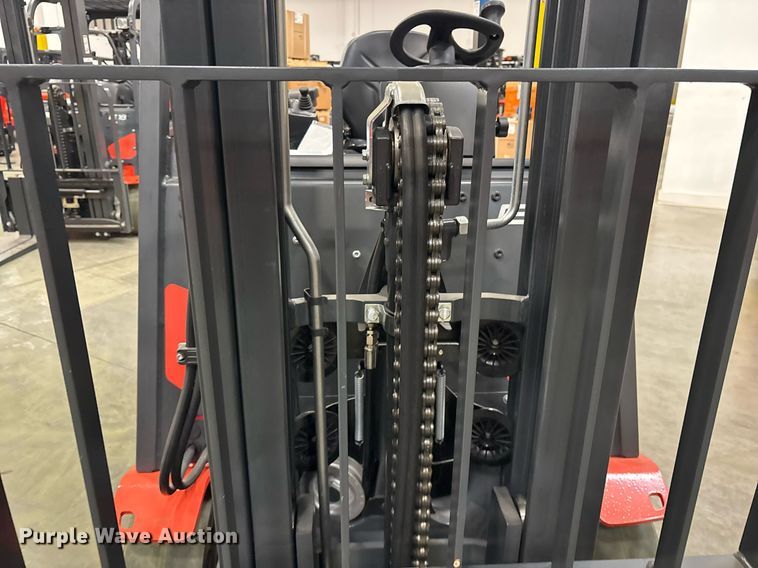 image for item ND9974 2023 Linde E18 forklift