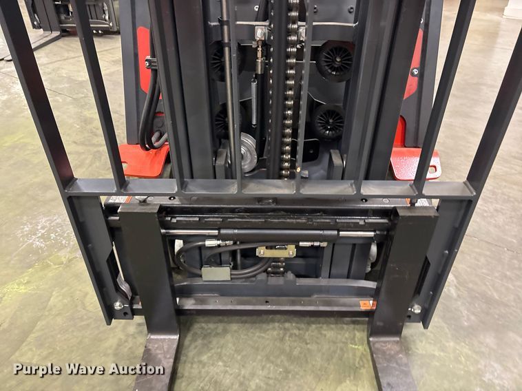 image for item ND9974 2023 Linde E18 forklift