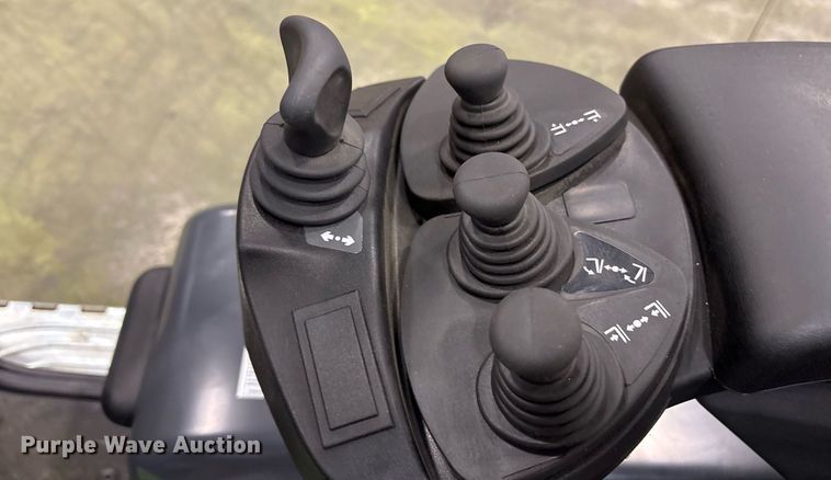 image for item ND9974 2023 Linde E18 forklift