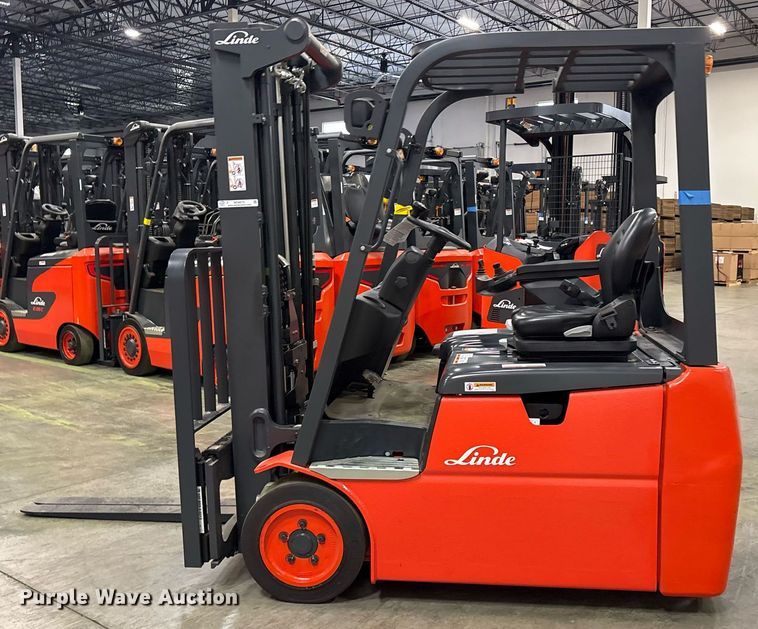 image for item ND9975 2023 Linde E18 forklift