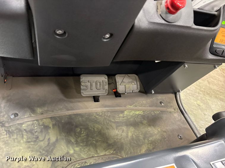 image for item ND9975 2023 Linde E18 forklift