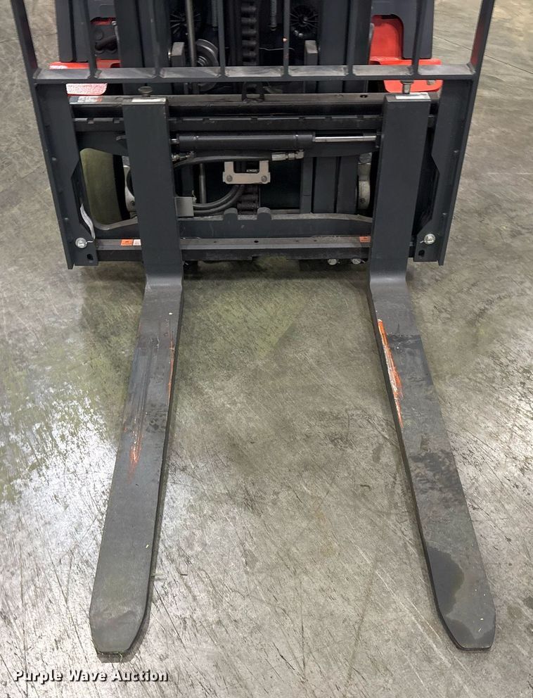 image for item ND9976 2023 Linde E18 forklift