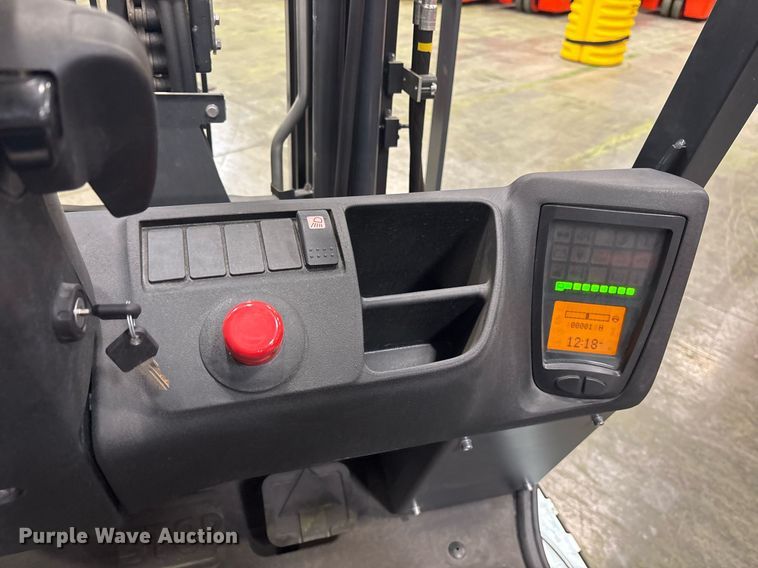 image for item ND9976 2023 Linde E18 forklift