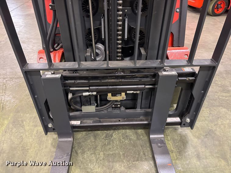 image for item ND9977 2023 Linde E18 forklift