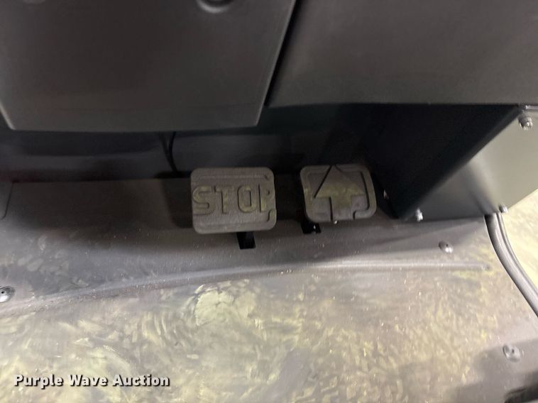 image for item ND9977 2023 Linde E18 forklift