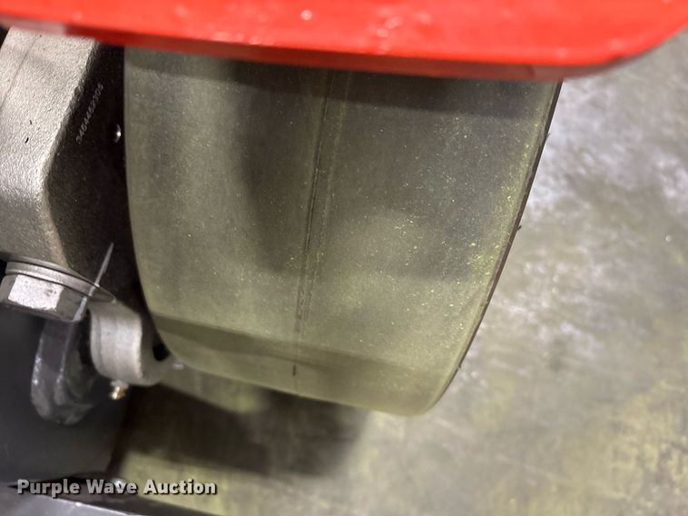 image for item ND9977 2023 Linde E18 forklift