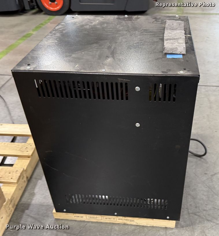 image for item ND9977 2023 Linde E18 forklift