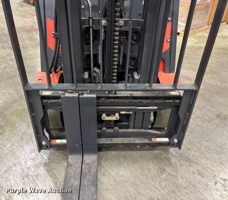 image for item ND9978 2023 Linde E18 forklift