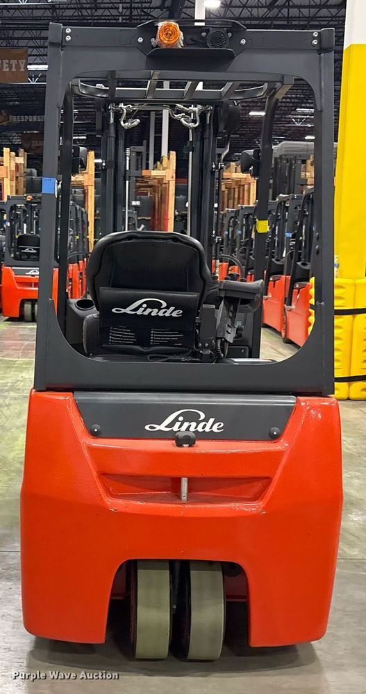 image for item ND9979 2023 Linde E18 forklift
