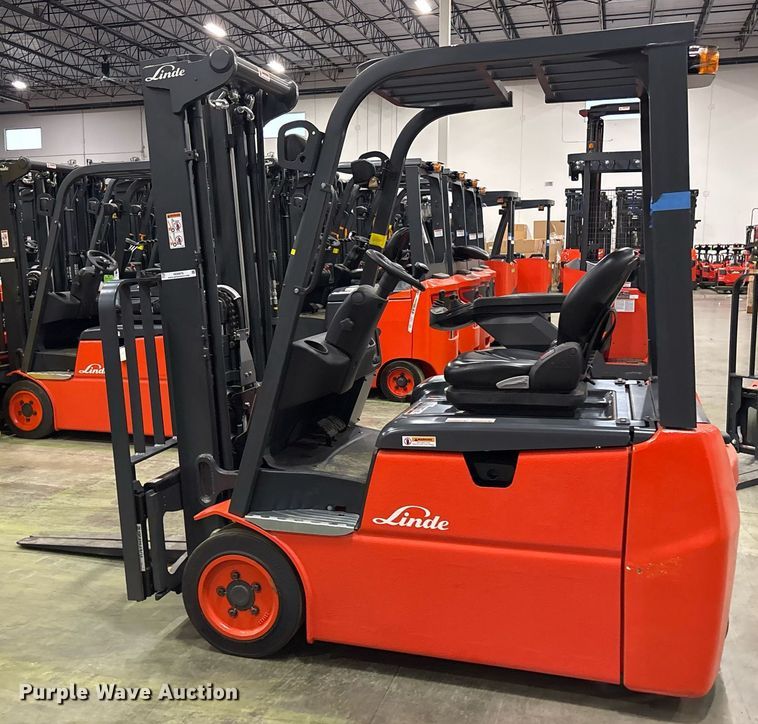 image for item ND9979 2023 Linde E18 forklift