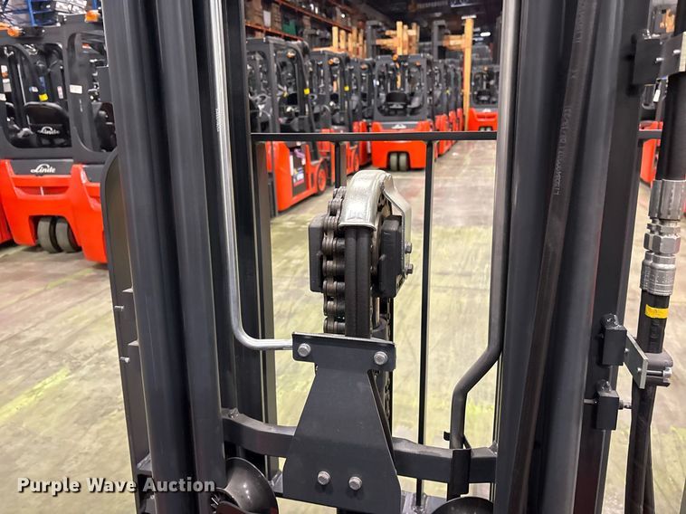image for item ND9979 2023 Linde E18 forklift