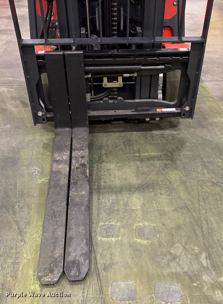 image for item ND9979 2023 Linde E18 forklift