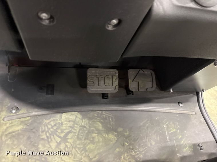 image for item ND9979 2023 Linde E18 forklift