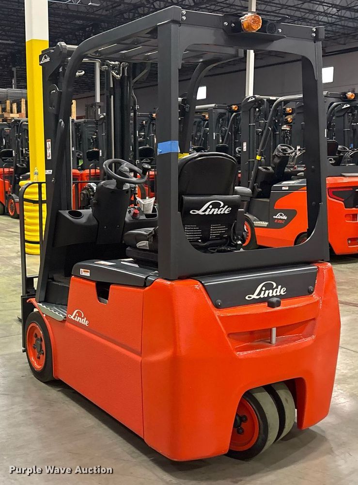 image for item ND9980 2023 Linde E18 forklift