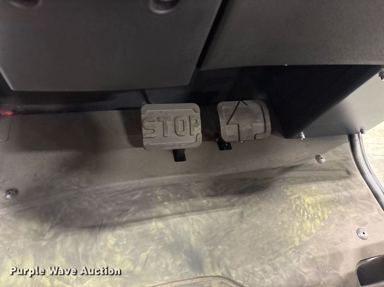 image for item ND9980 2023 Linde E18 forklift