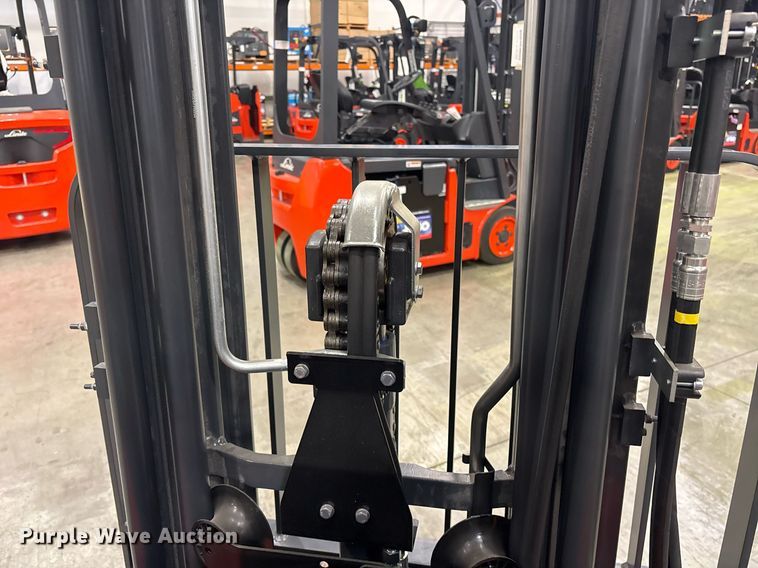 image for item ND9981 2023 Linde E18 forklift