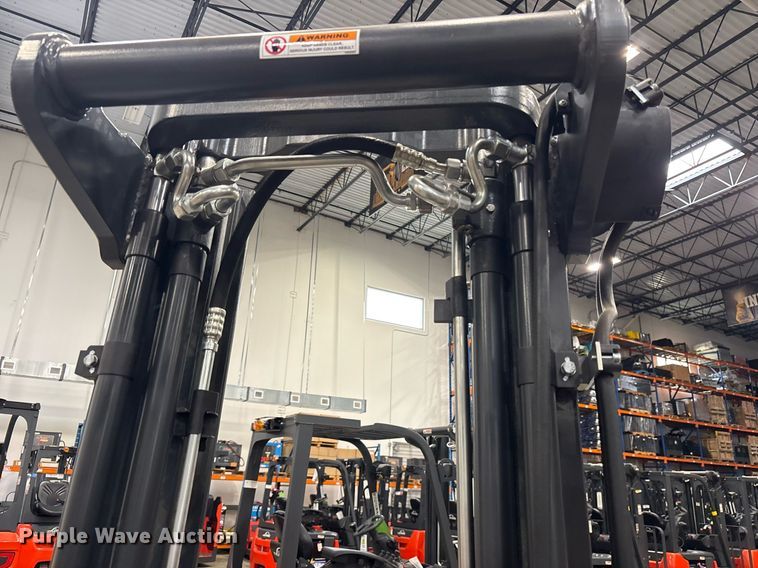 image for item ND9981 2023 Linde E18 forklift