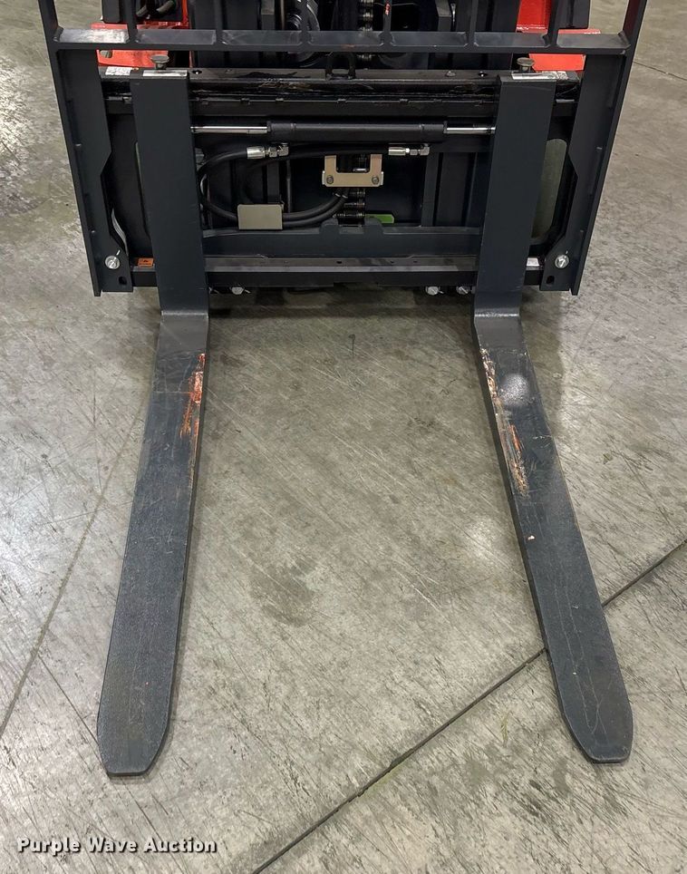 image for item ND9981 2023 Linde E18 forklift