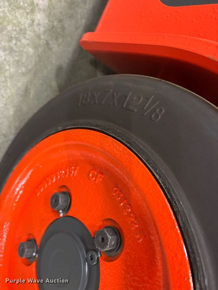 image for item ND9981 2023 Linde E18 forklift