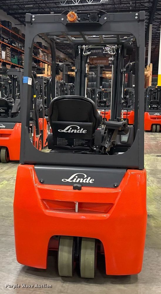 image for item ND9982 2023 Linde E18 forklift