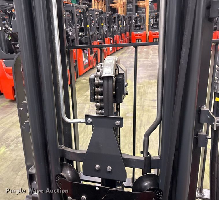 image for item ND9982 2023 Linde E18 forklift