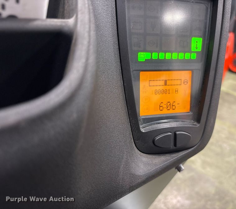 image for item ND9982 2023 Linde E18 forklift