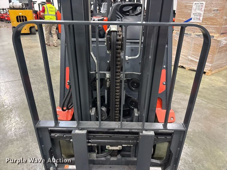 image for item ND9983 2023 Linde E18 forklift