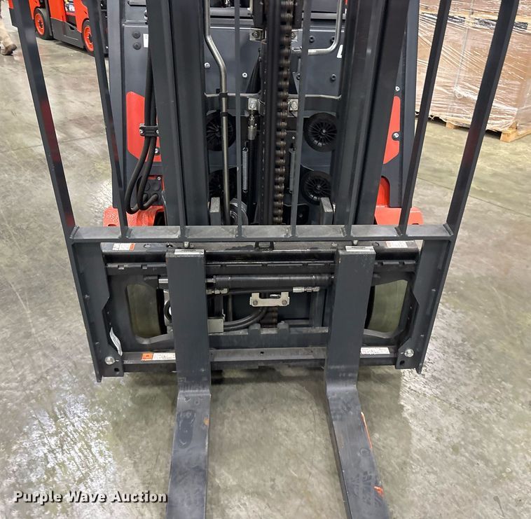 image for item ND9983 2023 Linde E18 forklift