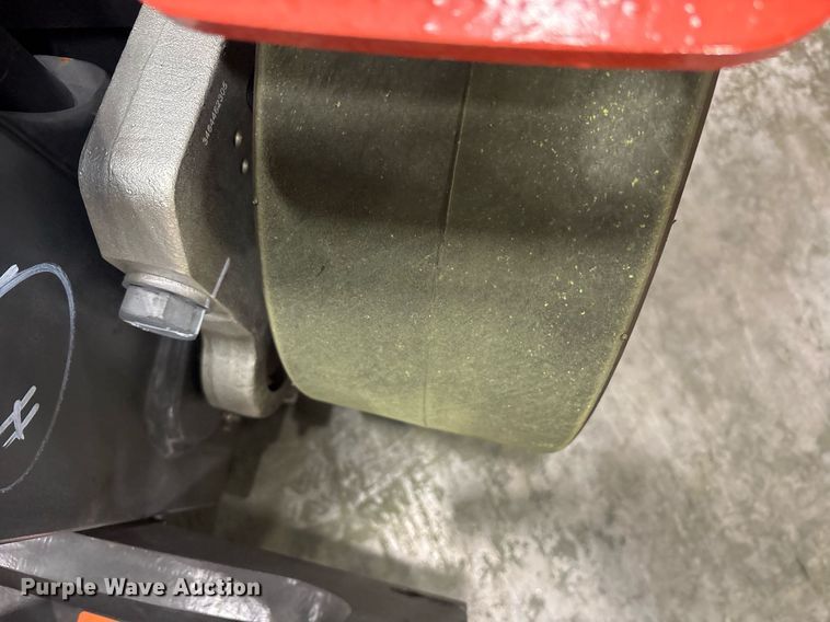 image for item ND9983 2023 Linde E18 forklift