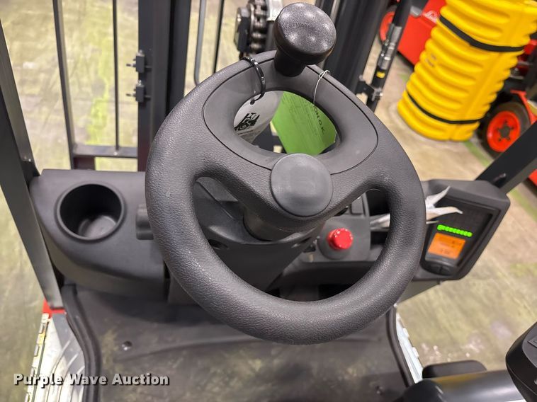 image for item ND9984 2023 Linde E18 forklift