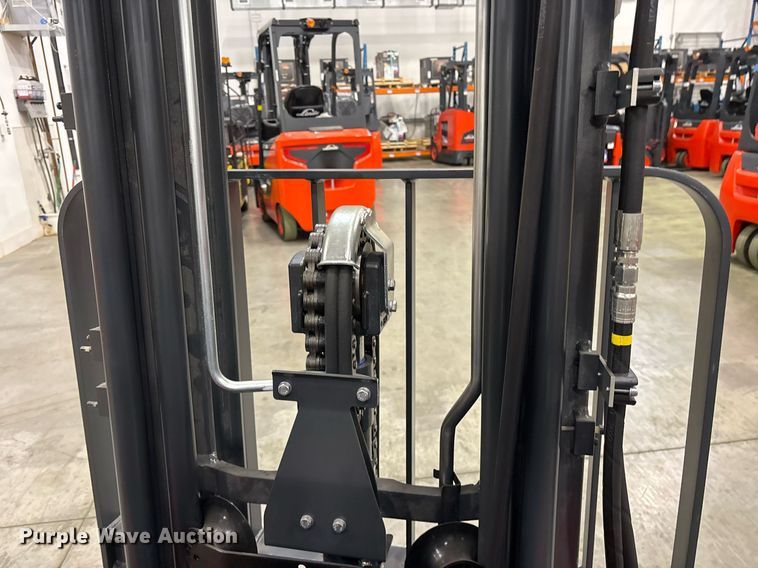image for item ND9985 2023 Linde E18 forklift