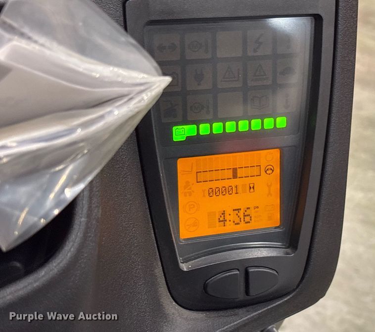 image for item ND9985 2023 Linde E18 forklift