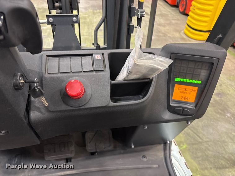 image for item ND9986 2023 Linde E18 forklift