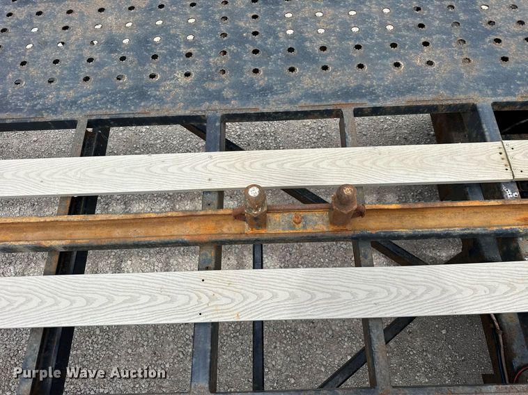 image for item DH9985 2014 Sun Country Car carrier car carrier