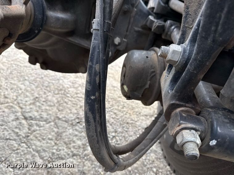 image for item DM5745 2023 Peterbilt 389 semi truck