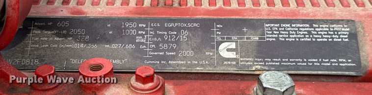 image for item DM5745 2023 Peterbilt 389 semi truck