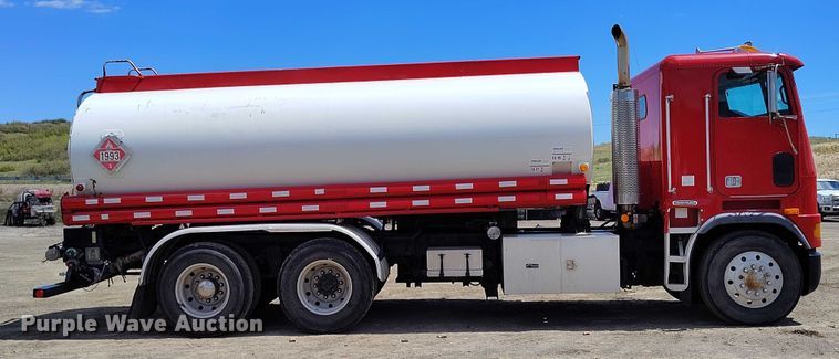 image for item DP4943 1997 Freightliner  FLB fuel truck