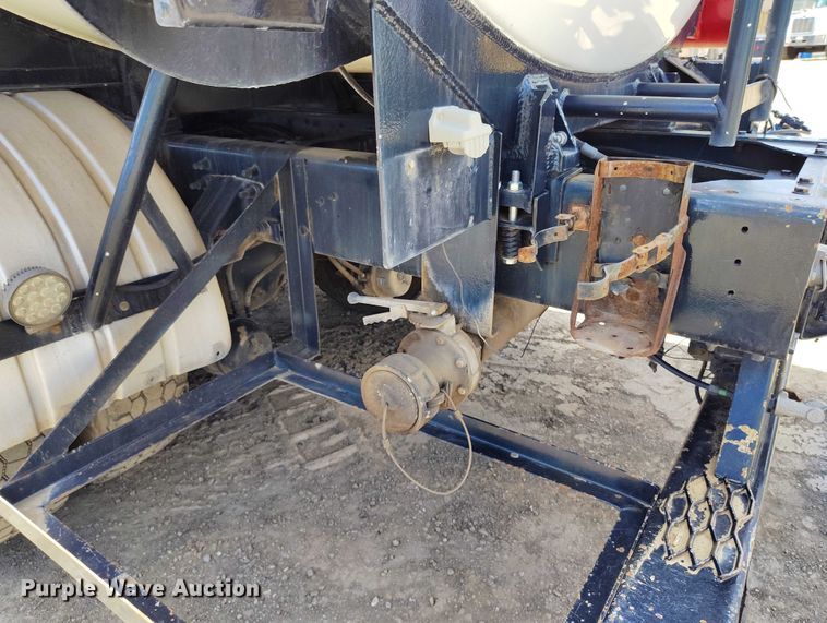 image for item DP4943 1997 Freightliner  FLB fuel truck