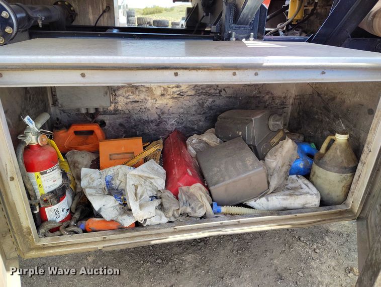 image for item DP4943 1997 Freightliner  FLB fuel truck