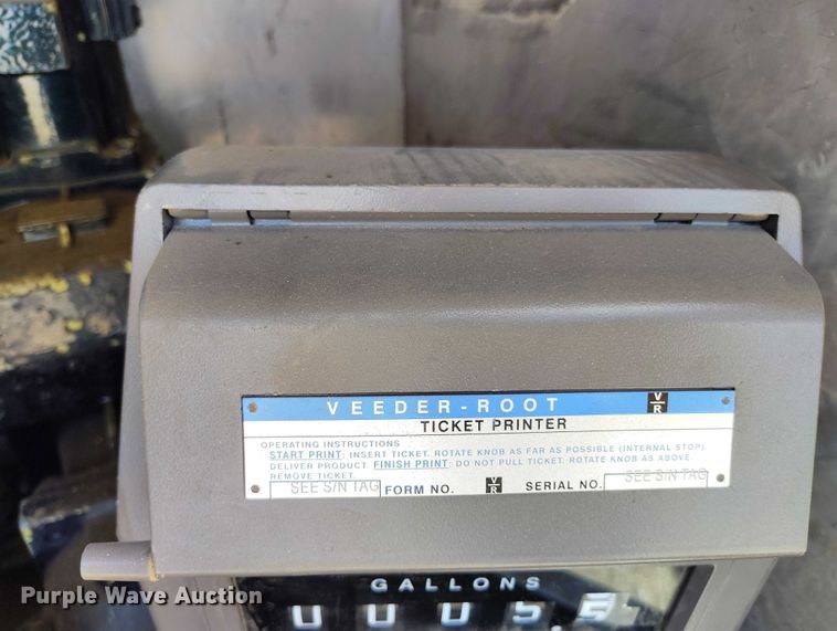 image for item DP4943 1997 Freightliner  FLB fuel truck