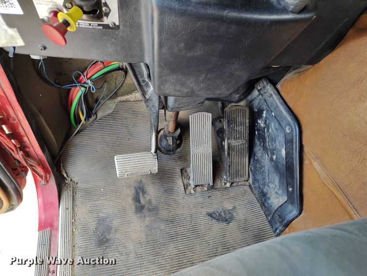 image for item DP4943 1997 Freightliner  FLB fuel truck