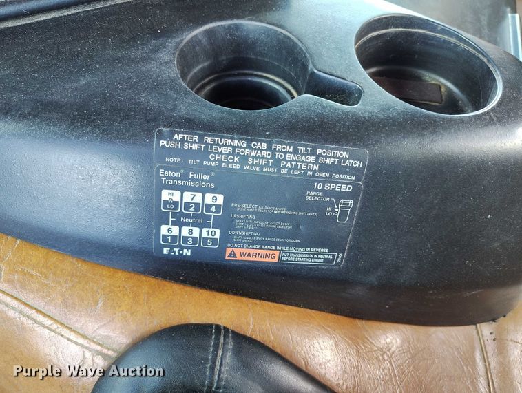 image for item DP4943 1997 Freightliner  FLB fuel truck