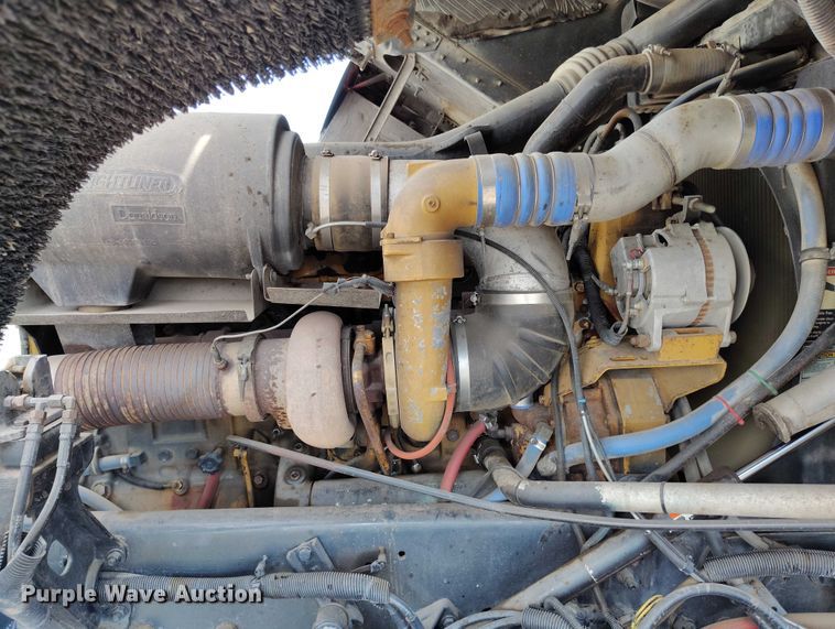 image for item DP4943 1997 Freightliner  FLB fuel truck